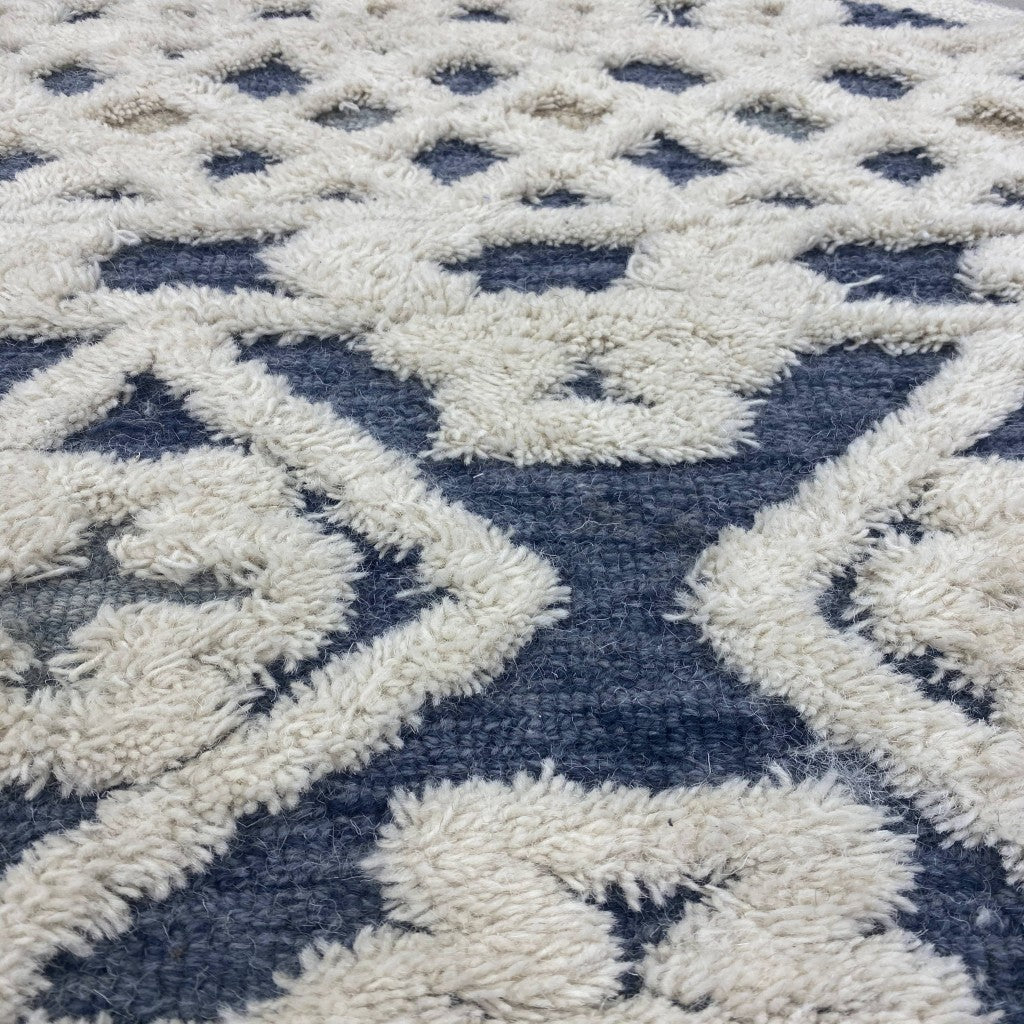 4' Round Blue and Cream Decorative Area Rug