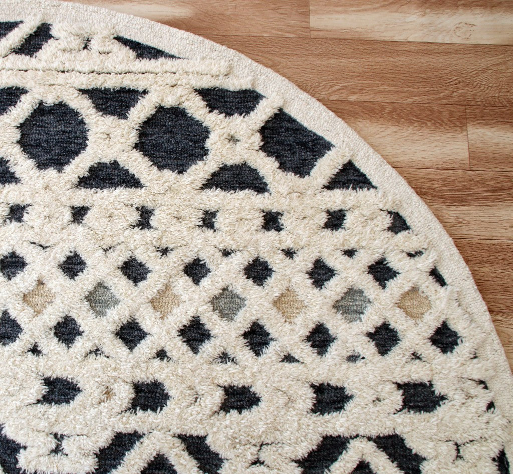 4' Round Blue and Cream Decorative Area Rug