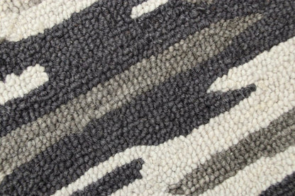 6' Black And Gray Round Wool Hand Tufted Area Rug