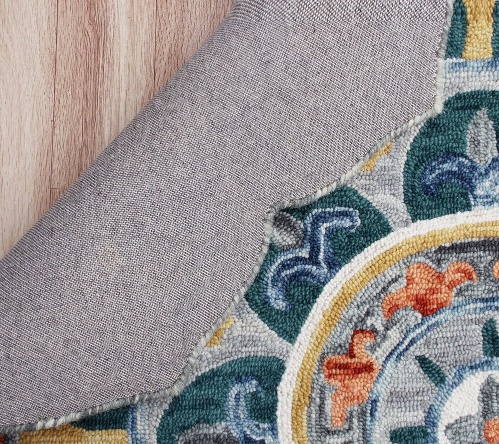 6' Blue And Red Wool Hand Hooked Round Rug