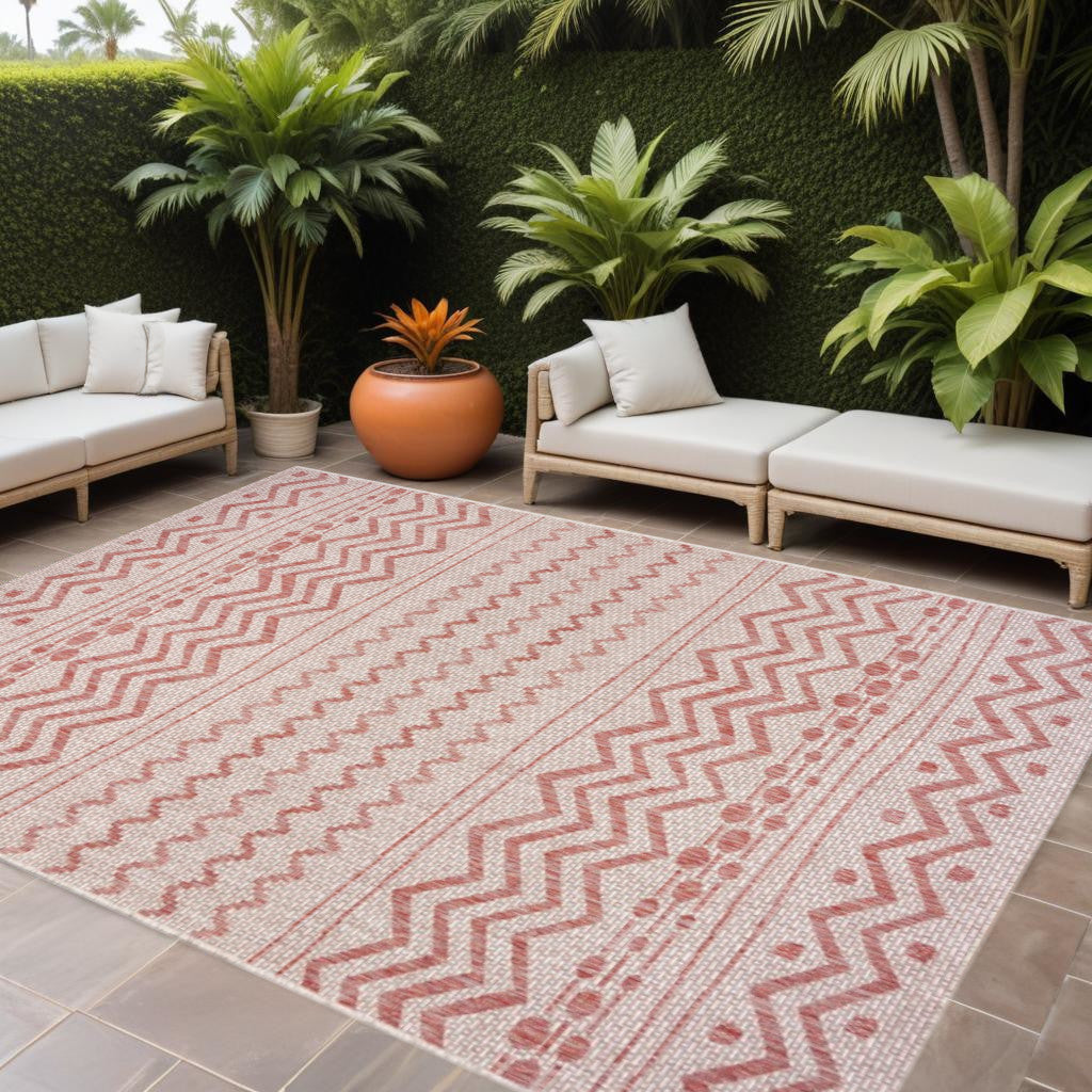 2' X 3' Beige Indoor Outdoor Area Rug