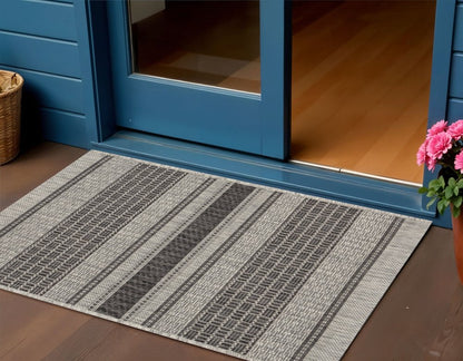 8' X 10' Gray And Black Indoor Outdoor Area Rug