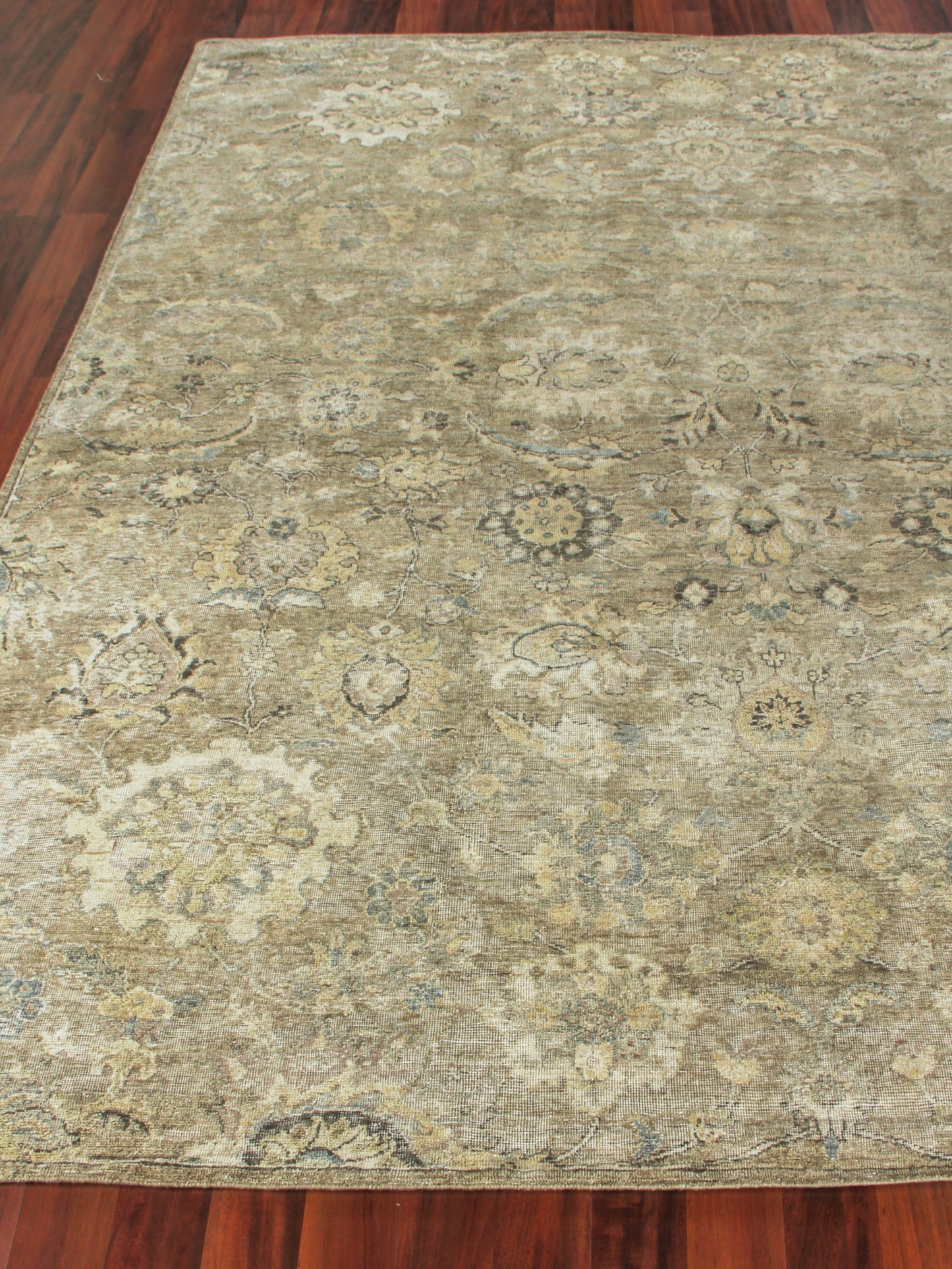 EXQUISITE RUGS   Heirloom Indoor Hand Knotted    - 3982-6'X9'