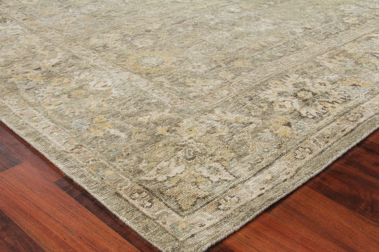 EXQUISITE RUGS   Heirloom Indoor Hand Knotted    - 3987-10'X14'