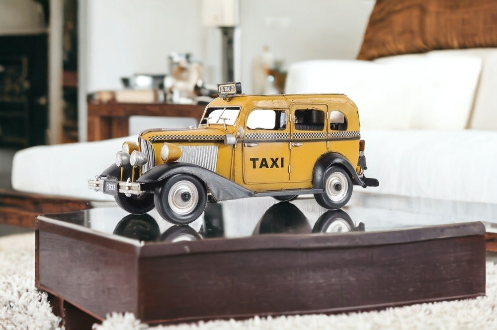 c1933 Vintage Checker Taxi Cab Model Sculpture