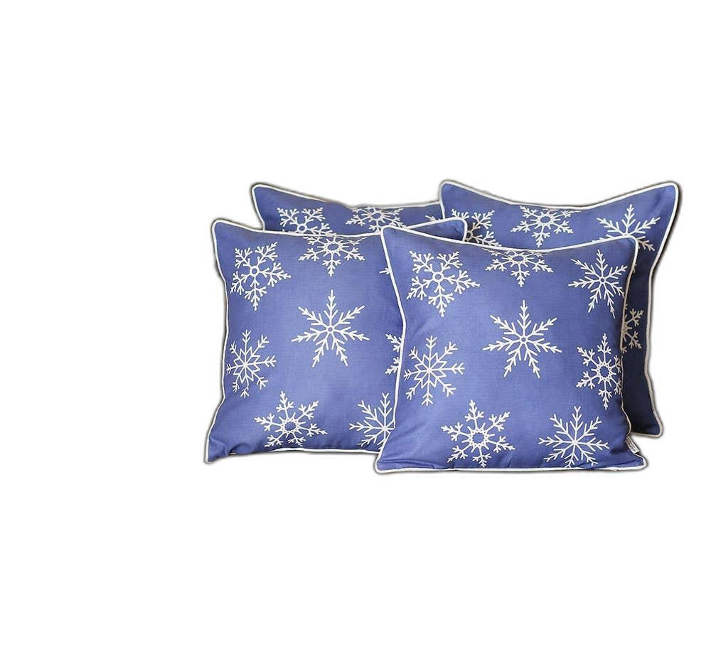 Set of 4 Blue and White Snowflakes Throw Pillows