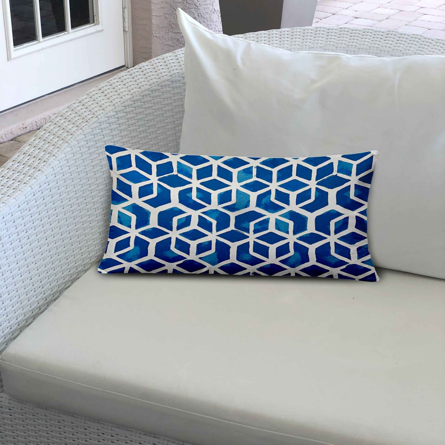 16" X 26" Blue And White Zippered Geometric Lumbar Indoor Outdoor Pillow Cover