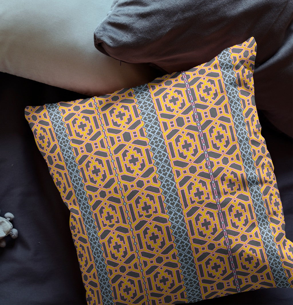 16" X 16" Brown And Yellow Zippered Trellis Indoor Outdoor Throw Pillow