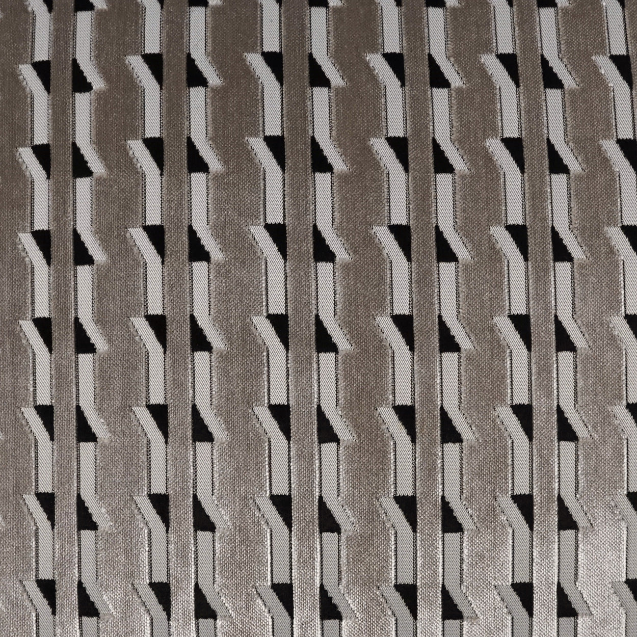 D.V. KAP HOME 4150-YARD Guerro Fabric Geometric, Transitional, Glam, Modern  Silver, Grey   - Guerro