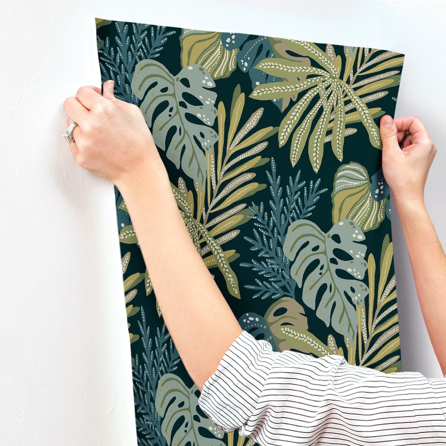 York Wallcoverings A-Street Prints Alocasia Green Tropical Foliage Wallpaper Botanical Tropical Green  Wallpaper - 4177-27739