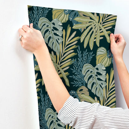 York Wallcoverings A-Street Prints Alocasia Green Tropical Foliage Wallpaper Botanical Tropical Green  Wallpaper - 4177-27739