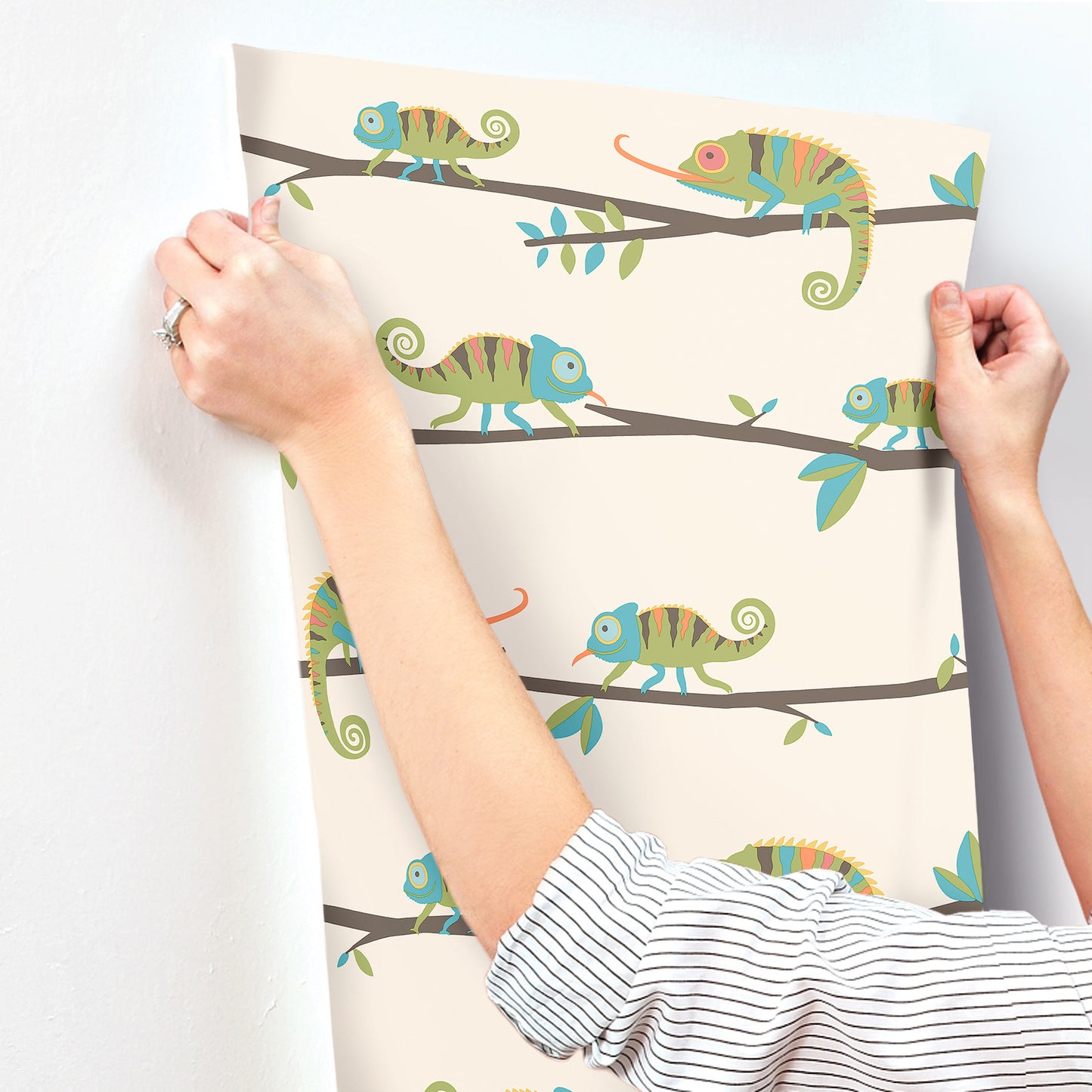 York Wallcoverings Advantage Chameleon Family Green Canopy Stroll Wallpaper Animals Kids Green  Wallpaper - 4203-27559