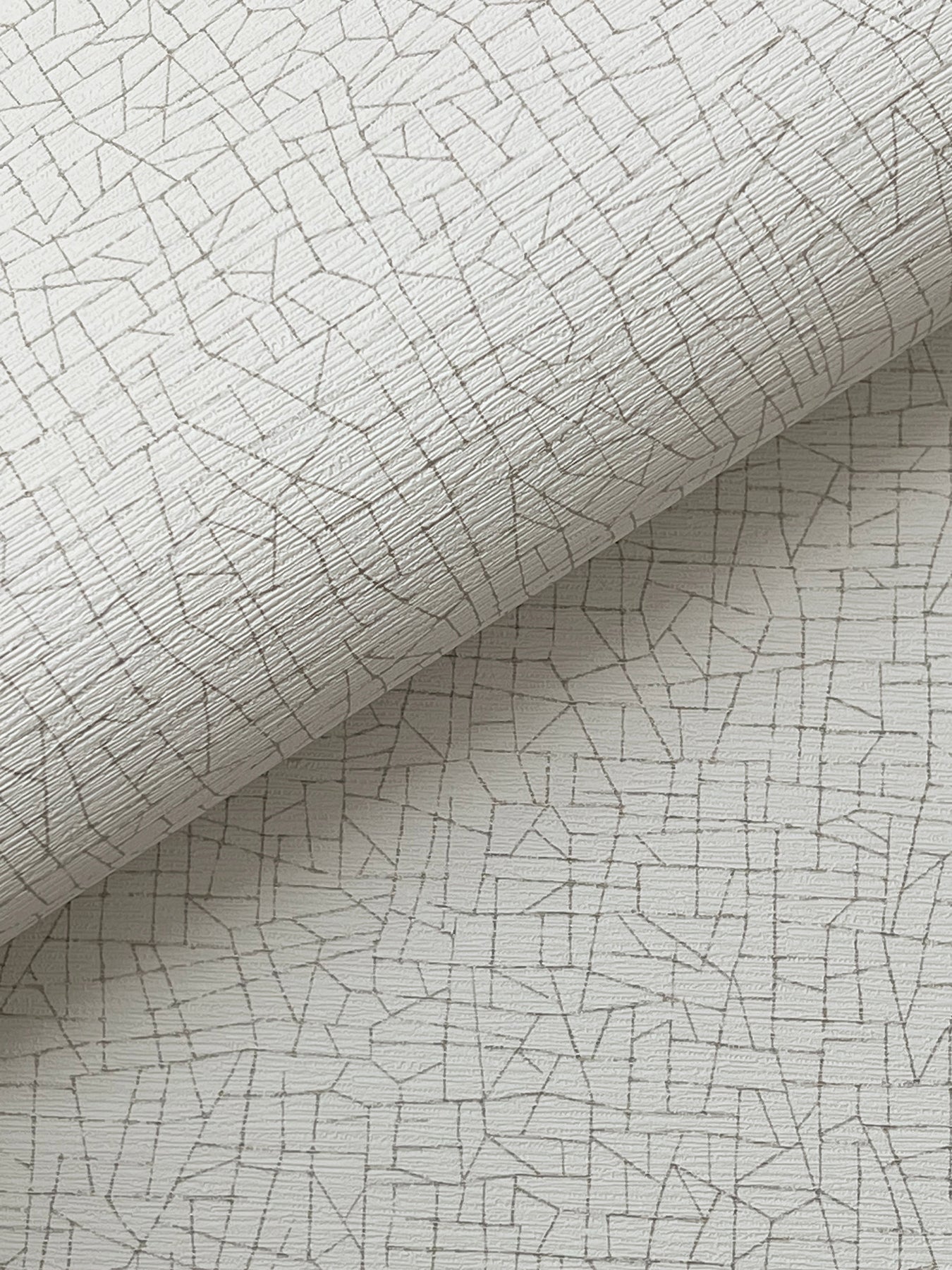 York Wallcoverings Warner Cary White Petite Maze Wallpaper Graphics Transitional White  Wallpaper - 4207-5410