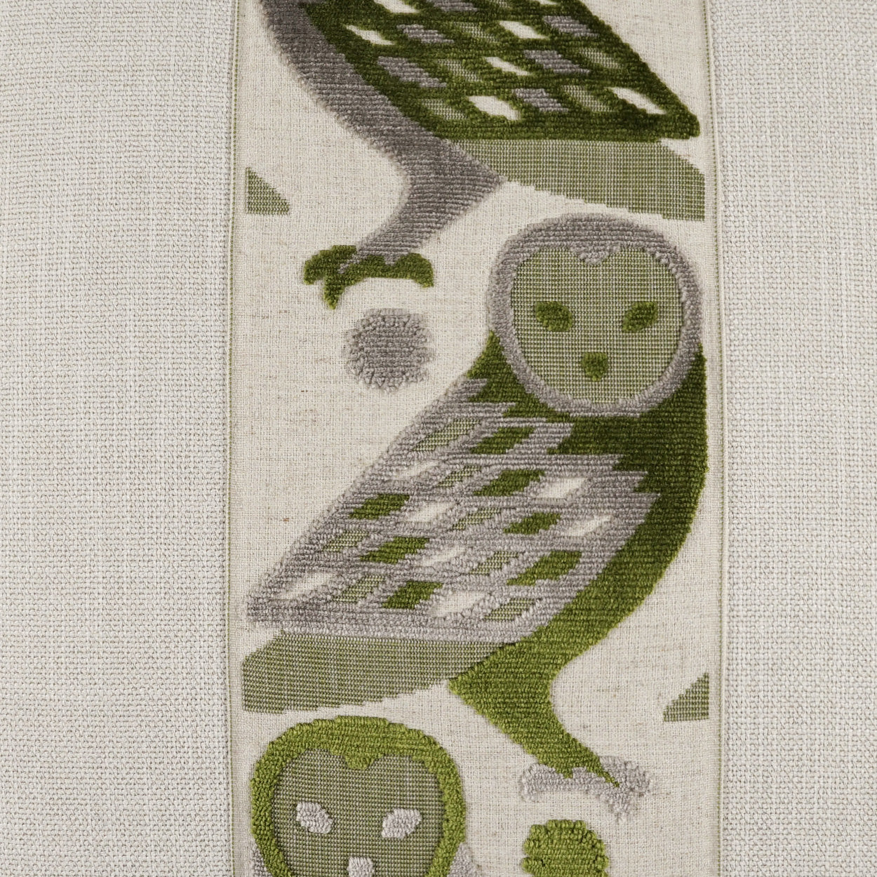 D.V. KAP HOME   24" x 24" Otus Pillow - Kiwi Animal, Novelty, Band / Ribbon    - 4241-K-2424