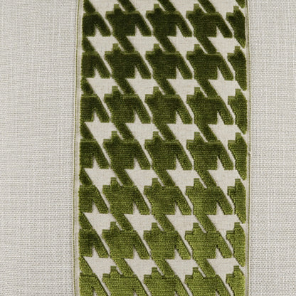 D.V. KAP HOME   24" x 24" Ennis Pillow - Kiwi Traditional, Band / Ribbon    - 4243-K-2424