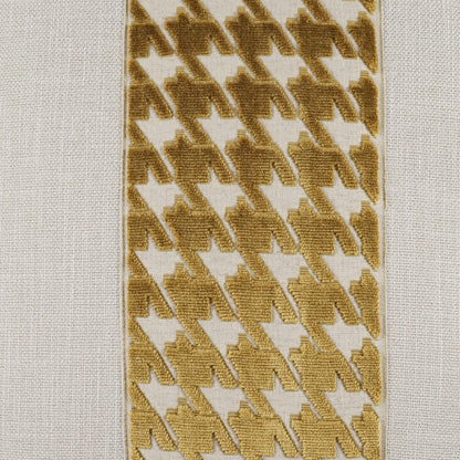 D.V. KAP HOME   24" x 24" Ennis Pillow - Midas Traditional, Band / Ribbon    - 4243-M-2424