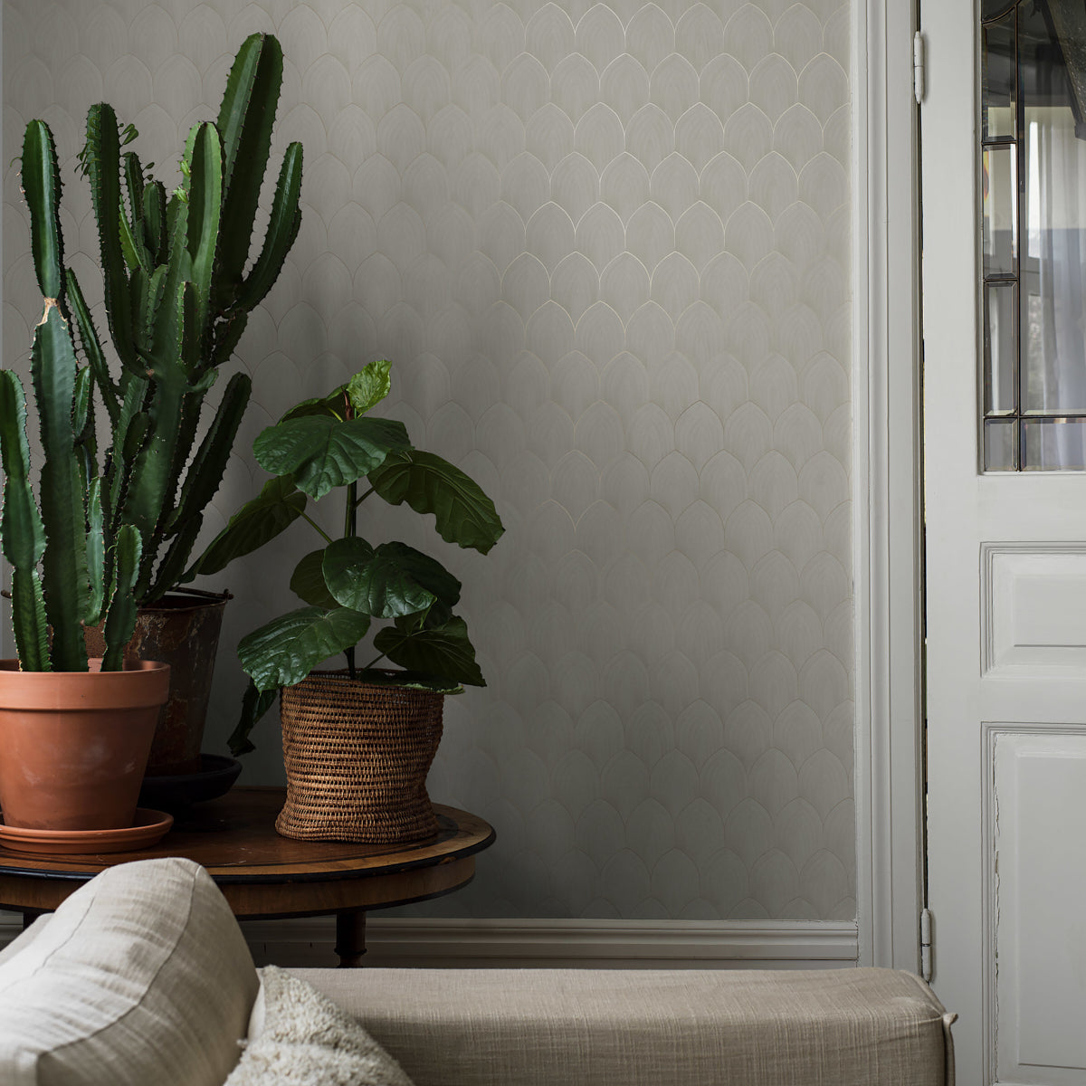 SCHUMACHER WALLCOVERING  BORASTAPETER GOLDEN ARCHES   STONE AND GOLD   - 4274