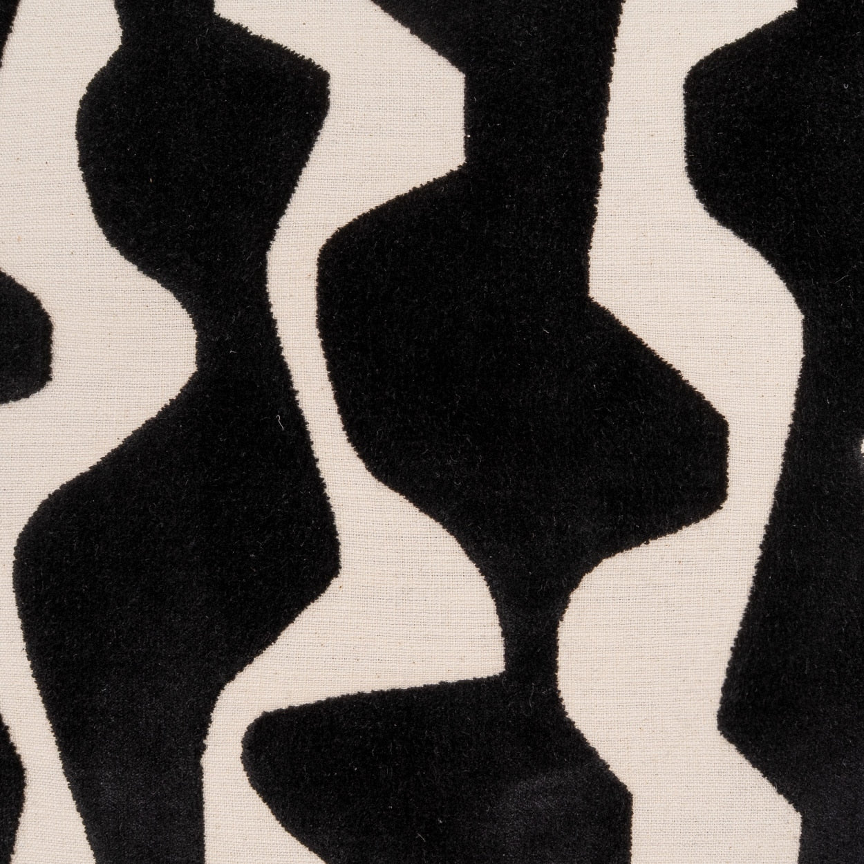 D.V. KAP HOME 4372-E-YARD Spazzio Fabric - Ebony Modern, Abstract, Geometric, Transitional  Black   - Spazzio