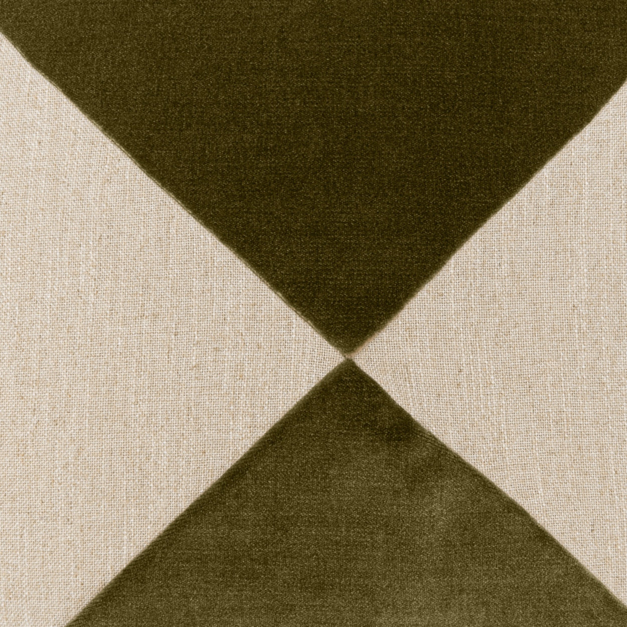D.V. KAP HOME   22" x 22" Deveraux Diamond Color Block    - 4432-O-2222