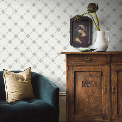 Grey & silver wallpaper with a subtle pattern.