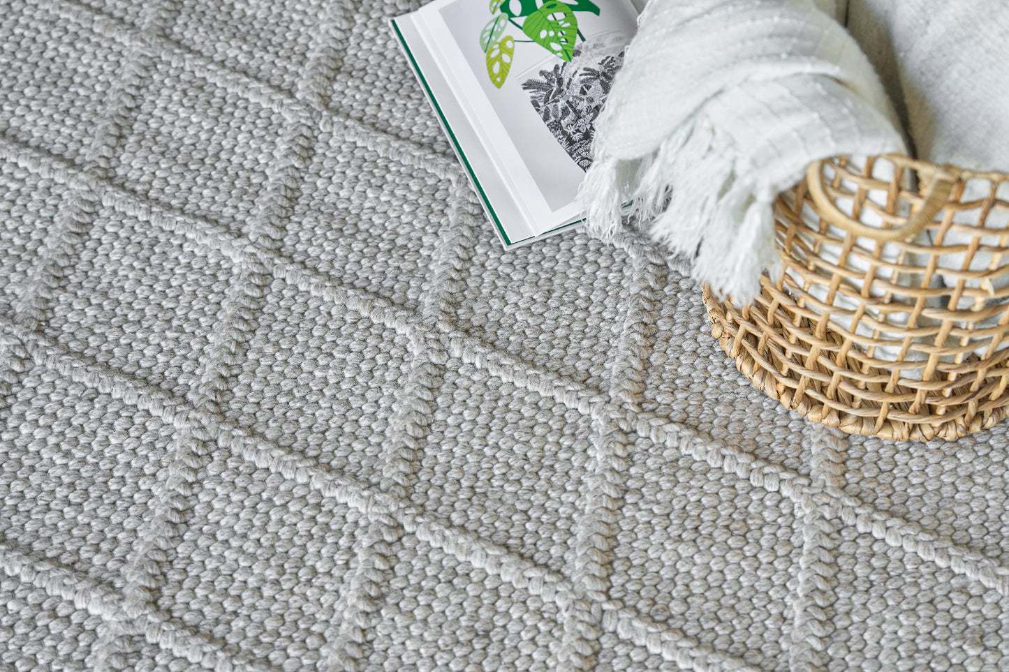 EXQUISITE RUGS   Brentwood Indoor Hand Woven    - 4715-2'X3'