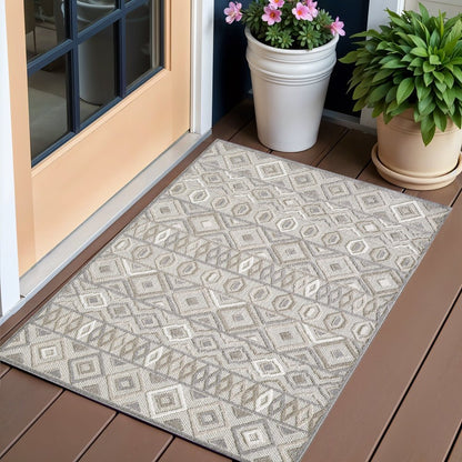 3' X 5' Gray and Ivory Southwestern Stain Resistant Indoor Outdoor Area Rug