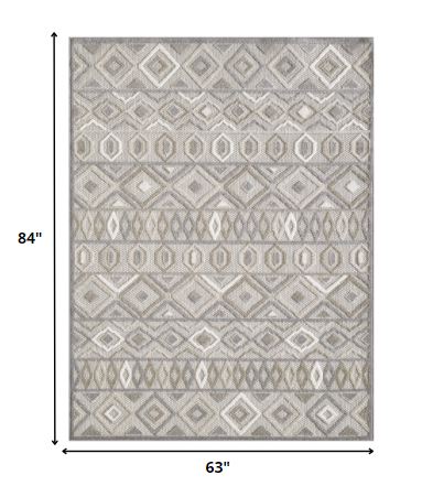 5' X 7' Gray And Ivory Southwestern Stain Resistant Indoor Outdoor Area Rug