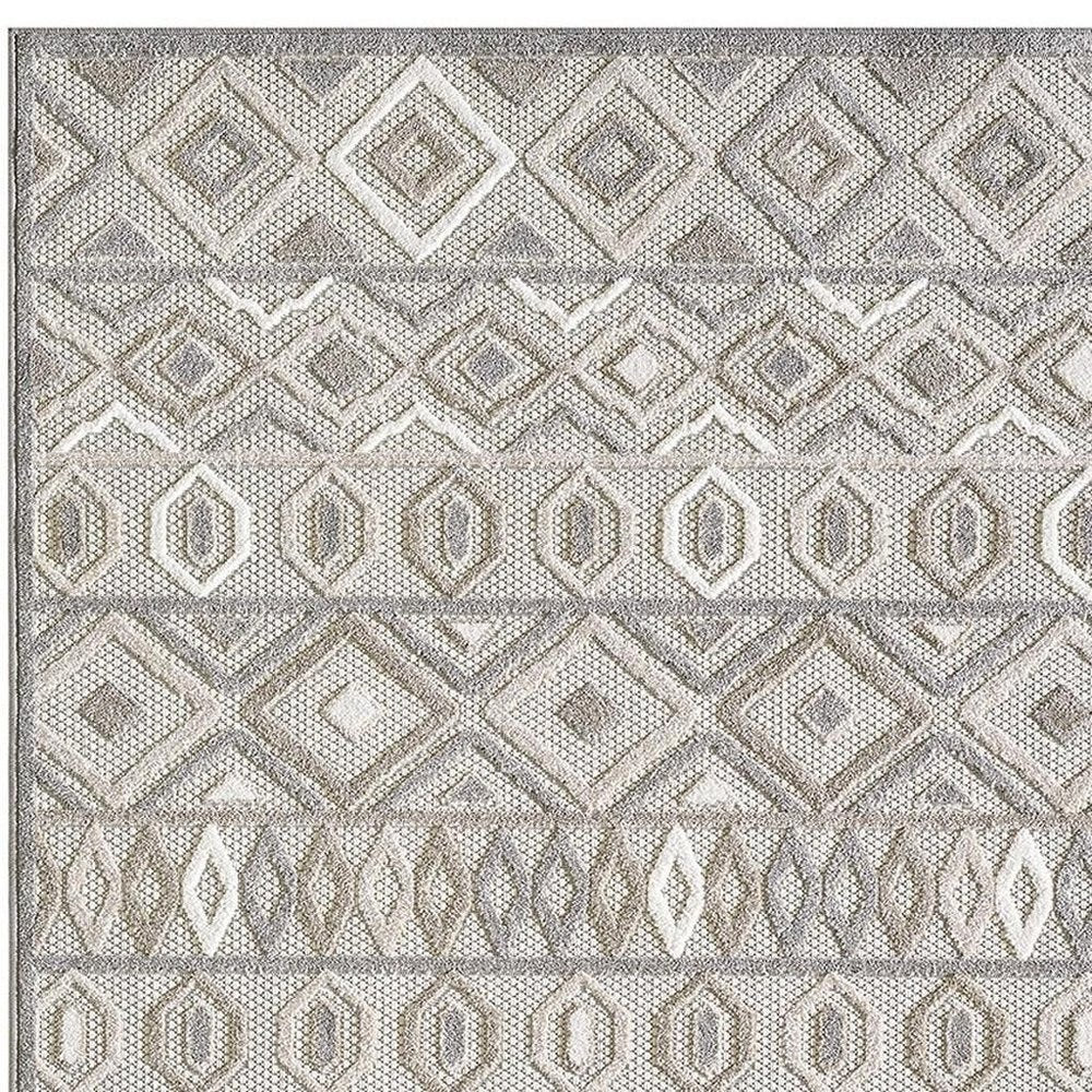 7' X 9' Gray And Ivory Southwestern Stain Resistant Indoor Outdoor Area Rug