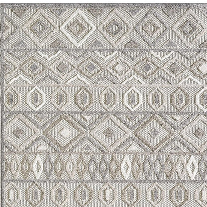7' X 9' Gray And Ivory Southwestern Stain Resistant Indoor Outdoor Area Rug