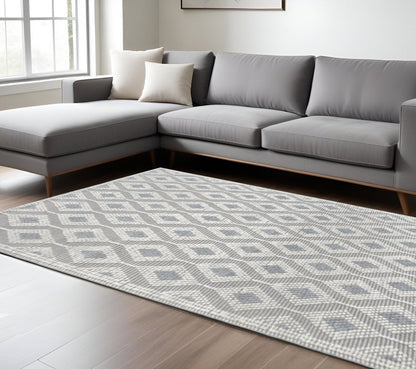 6' X 9' Gray and Ivory Geometric Handmade Area Rug