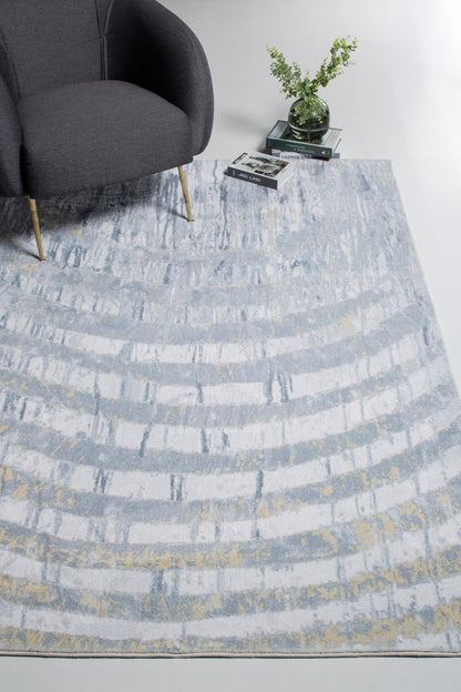 8' X 10' Gray And Ivory Abstract Area Rug