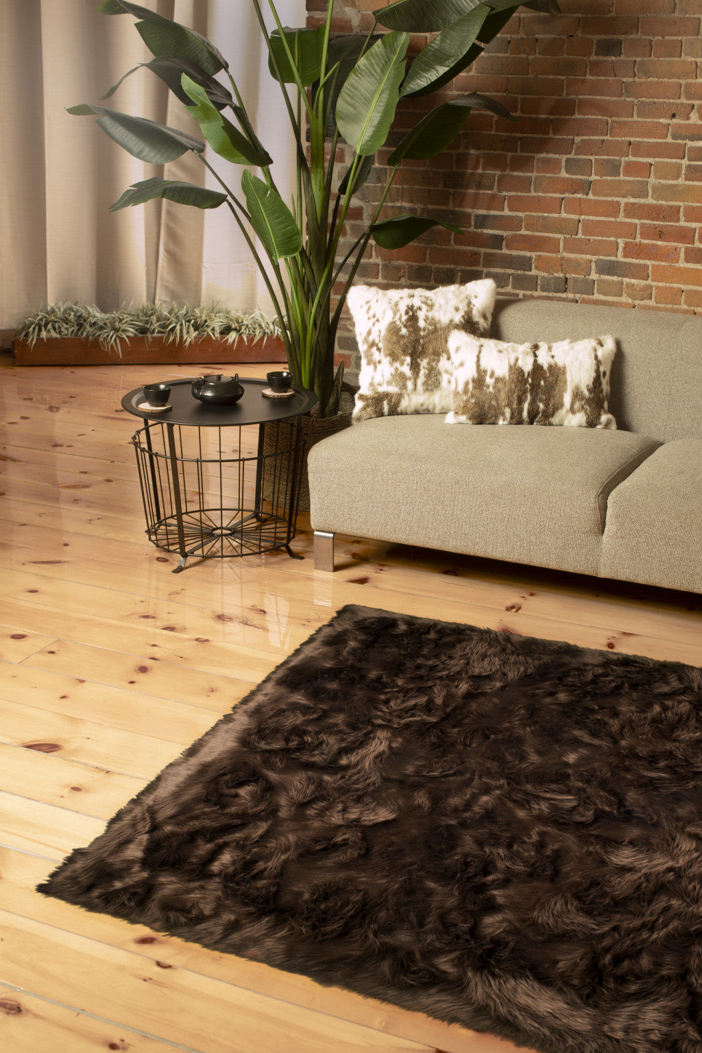 5' X 8' Chocolate Faux Fur Non Skid Area Rug