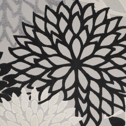 12' X 15' Black And White Indoor Outdoor Runner Rug