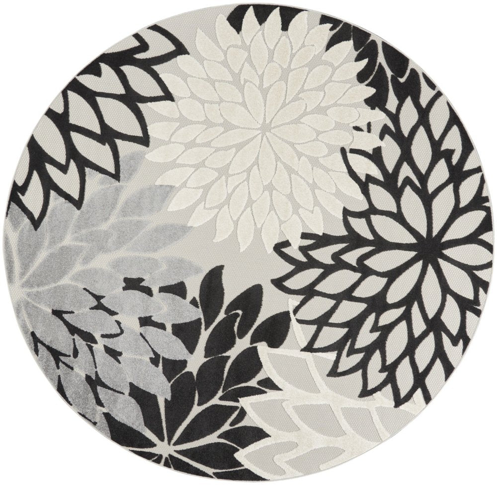 8' X 8' Black And White Indoor Outdoor Area Rug