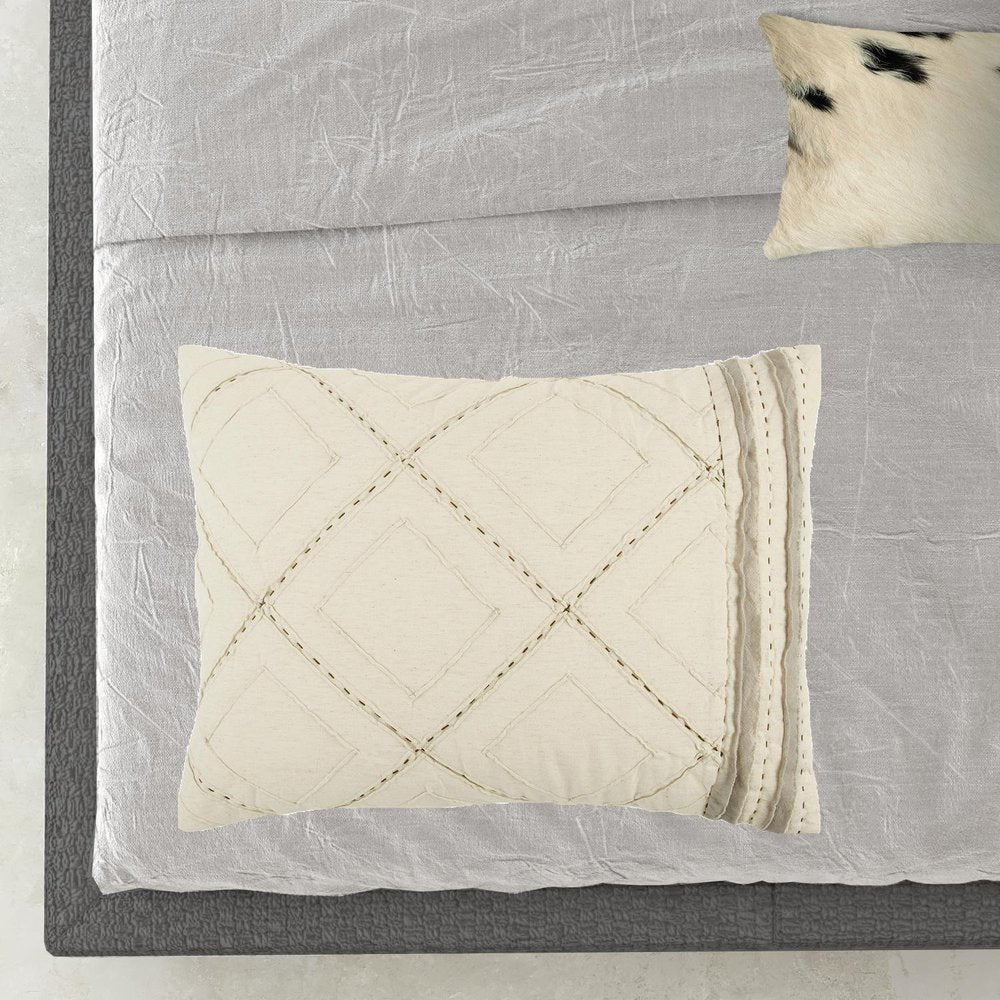 Ivory Geometric Queen Quilt