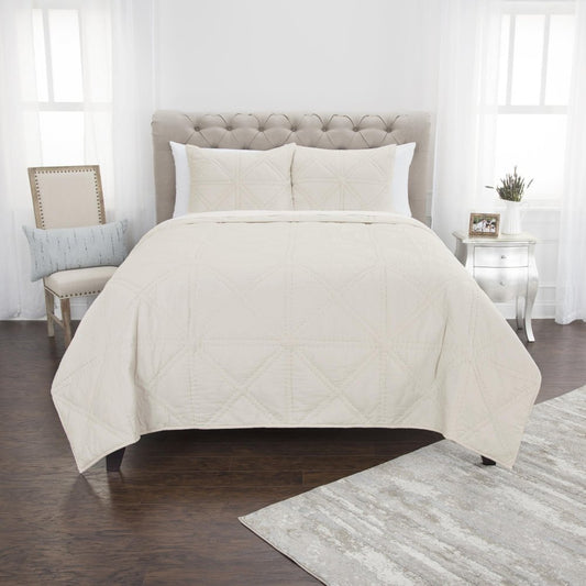 Set of Three Ivory Geometric Queen Quilt