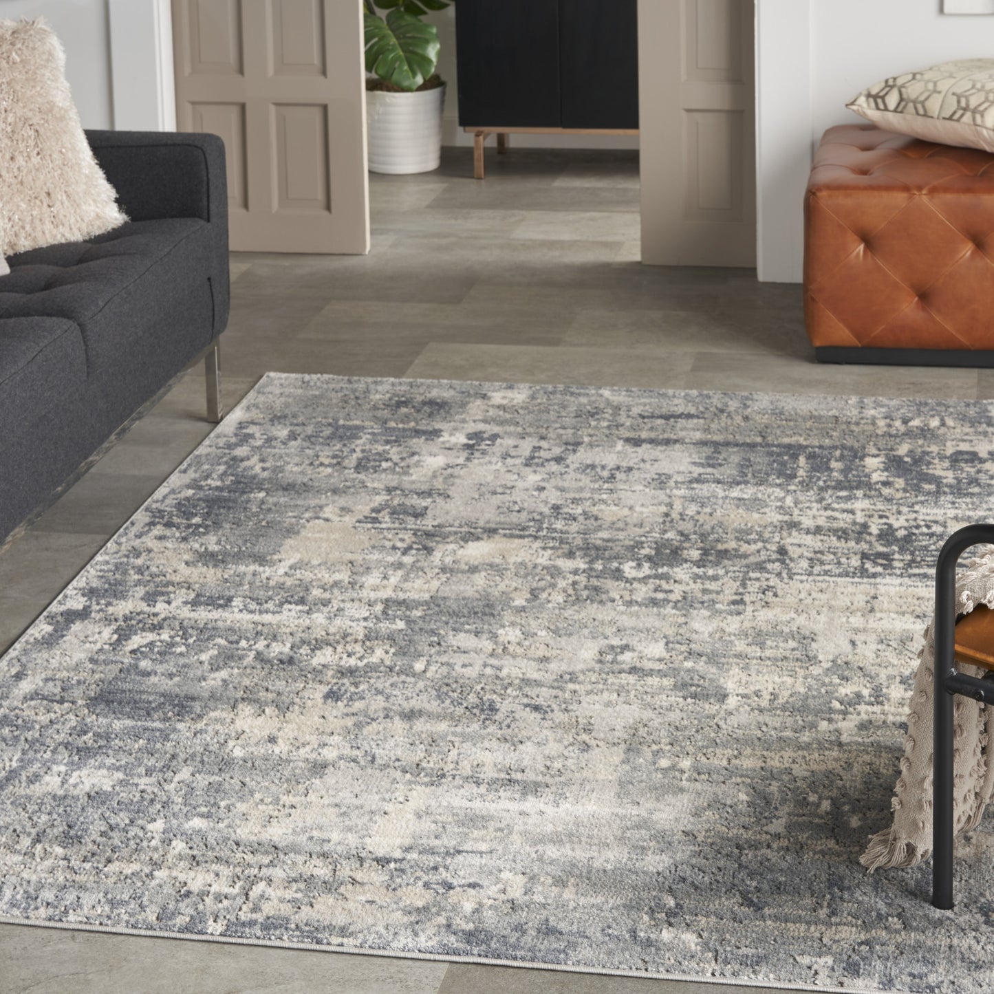 5' X 7' Grey And Beige Abstract Power Loom Non Skid Area Rug