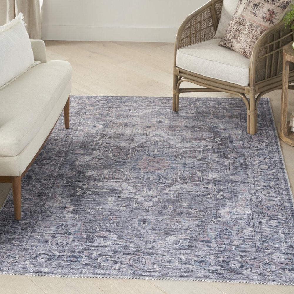 4' X 6' Grey Oriental Power Loom Distressed Washable Area Rug