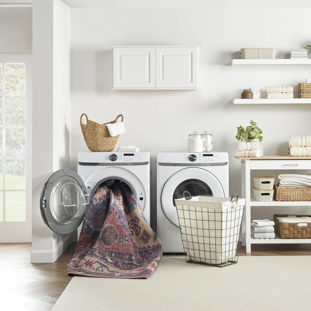 2' X 4' Red And Navy Oriental Power Loom Distressed Washable Area Rug