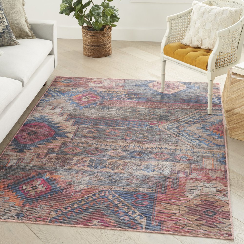 5' X 7' Multicolor Southwestern Power Loom Distressed Washable Area Rug