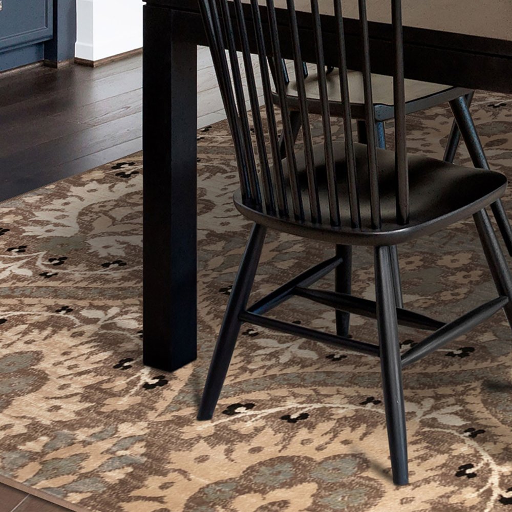 8' X 10' Beige And Ivory Floral Area Rug