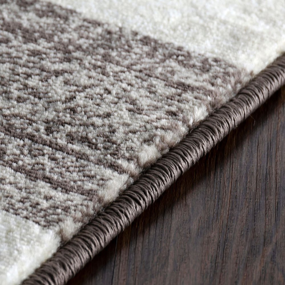 8' X 10' Beige And Brown Geometric Area Rug