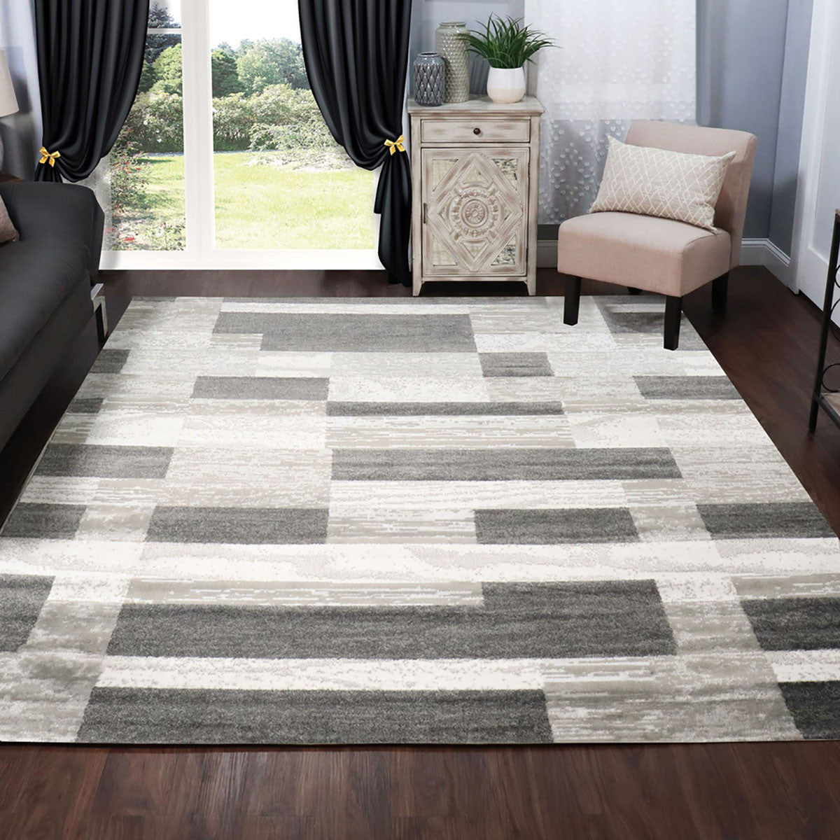 5' X 8' Charcoal Patchwork Power Loom Stain Resistant Area Rug