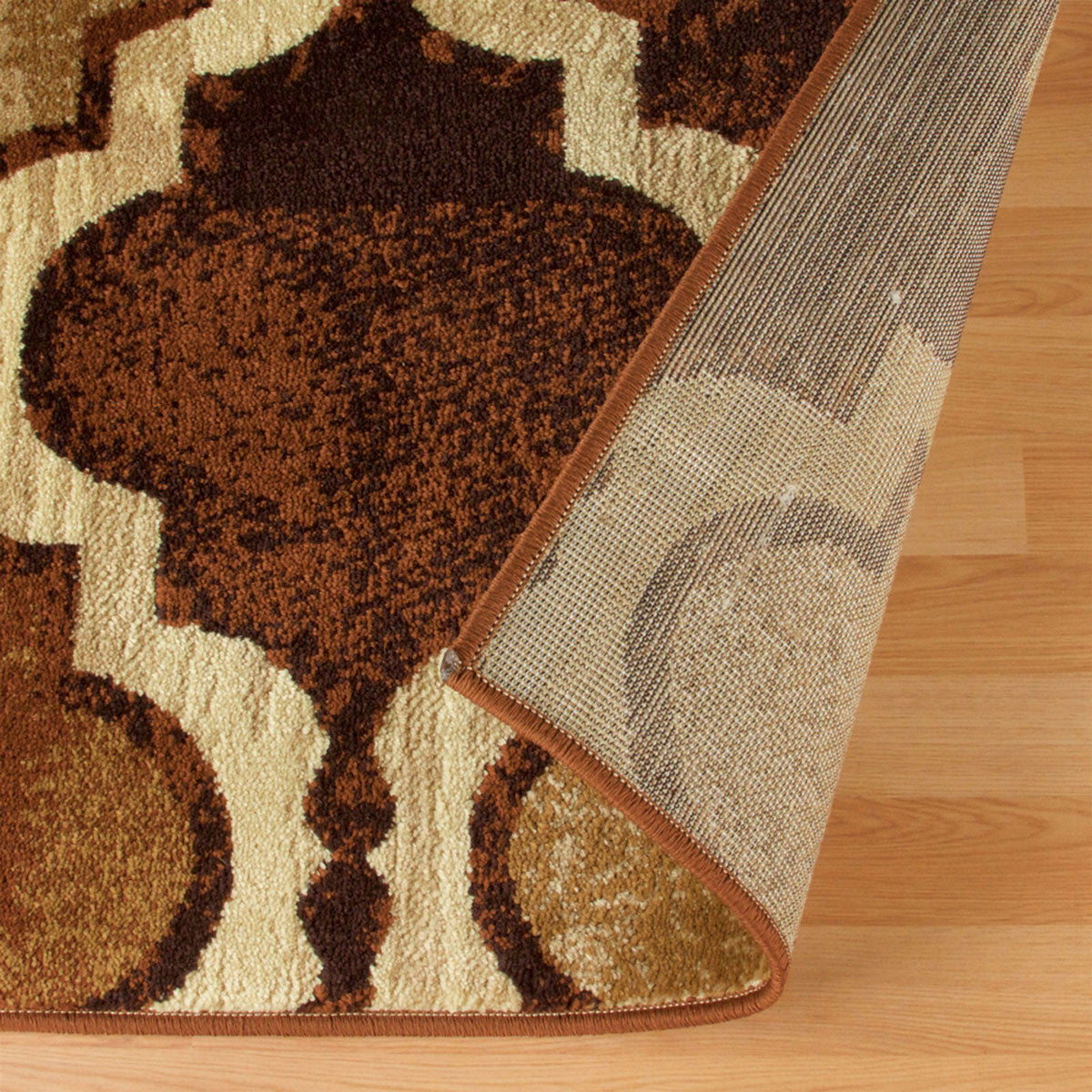 8' Coffee Quatrefoil Power Loom Distressed Stain Resistant Runner Rug