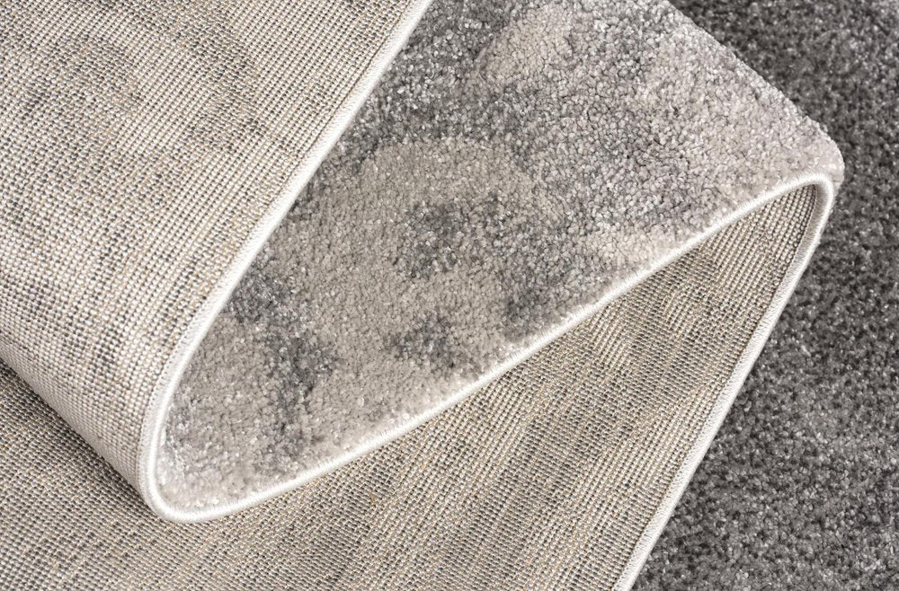 4' X 6' Gray And Ivory Damask Area Rug