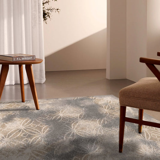 4' X 6' Gray And Ivory Abstract Area Rug