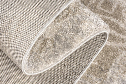 4' X 6' Gray And Ivory Abstract Area Rug