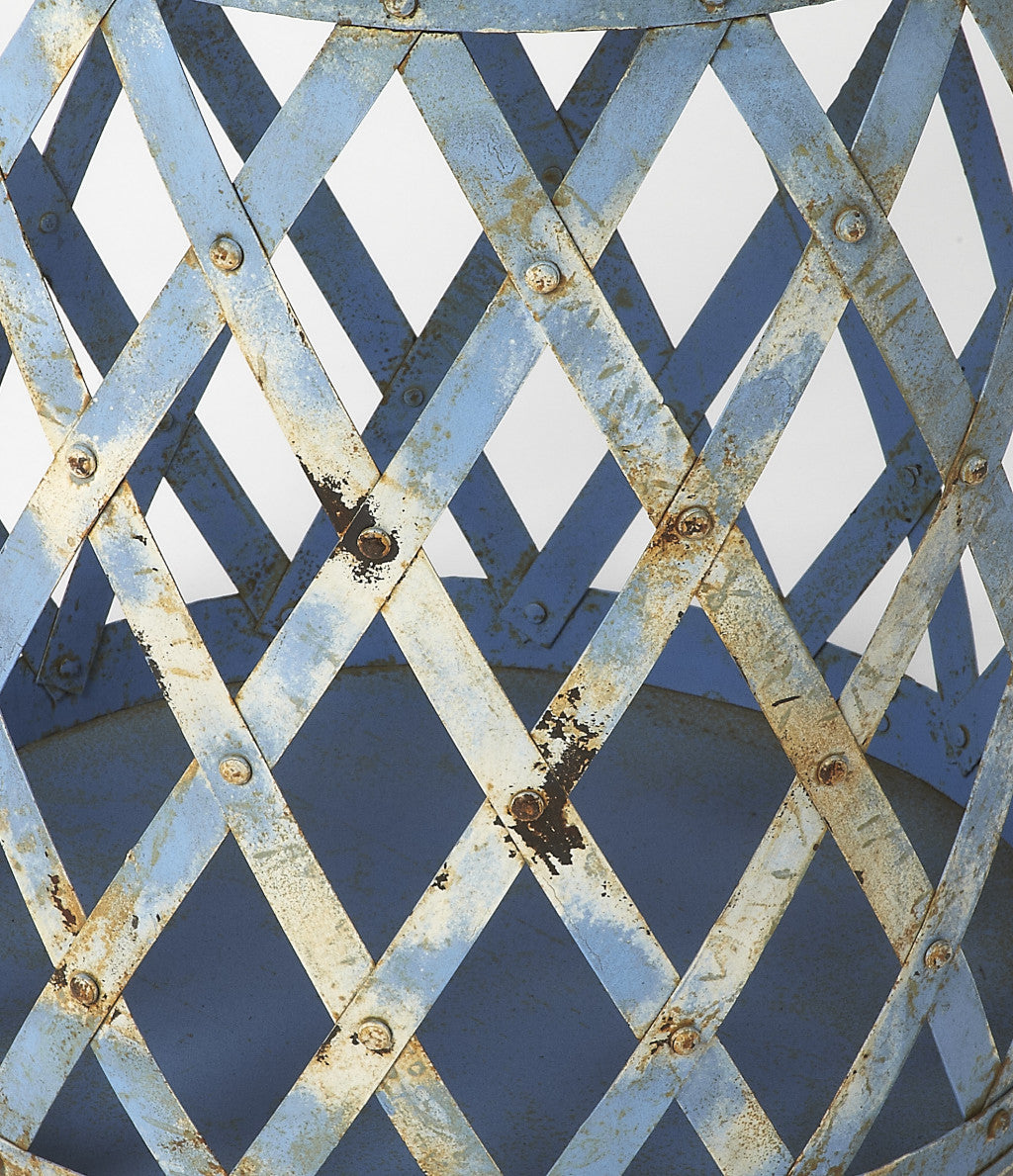 17" Rustic Blue Iron Lattice Round Top End Table