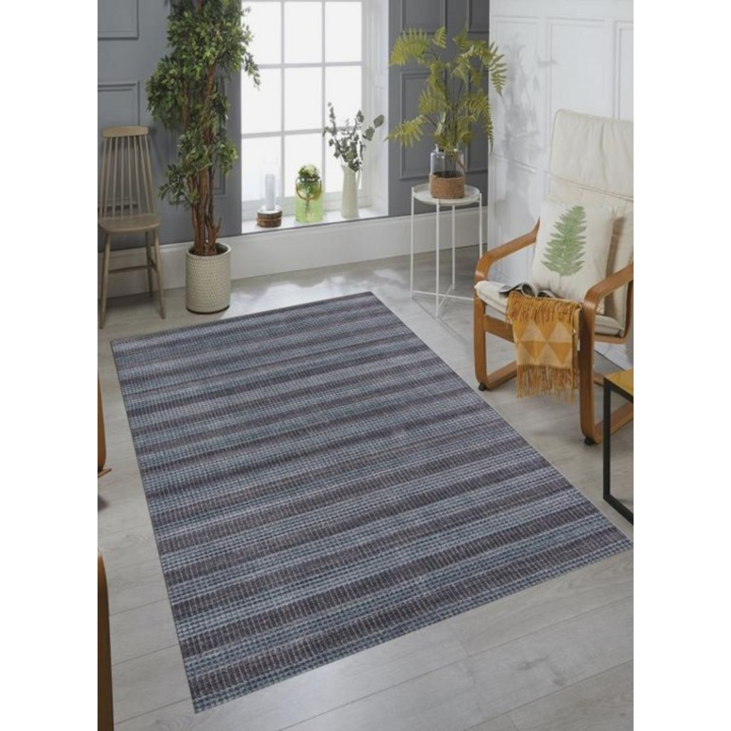 5' X 8' Blue And Black Hand Loomed Area Rug