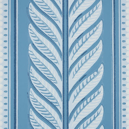 Schumacher Hydrangea Drape Wallpaper in Delft featuring large-scale hydrangea floral stripe design with ornate border in soft blue tones. Luxury designer wallpaper ideal for elegant interiors, dining rooms, bedrooms, hallways, powder rooms, and statement accent walls inspired by classic Hollywood decor.